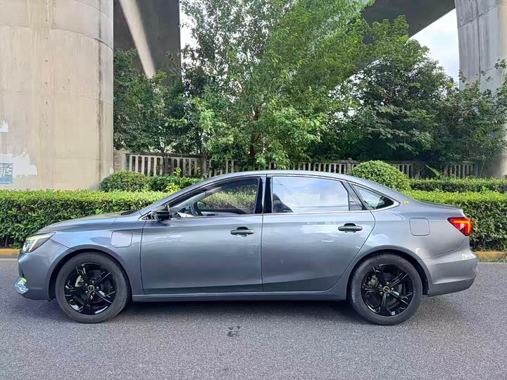 Roewe i6 Max EV 2021 2021款 1.5T PHEV网约豪华版