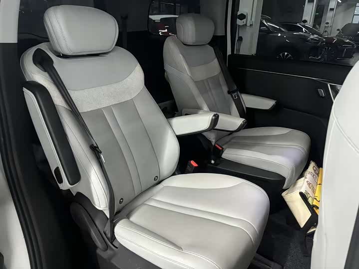 Maxus G70 2024 2024款 2.0T 自动舒享版 7座