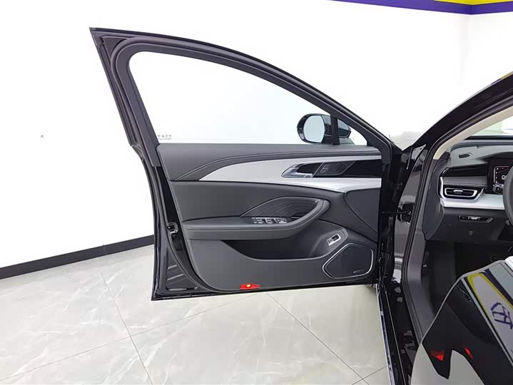 Hongqi H5 2025 2025款 1.5T DCT旗韵版