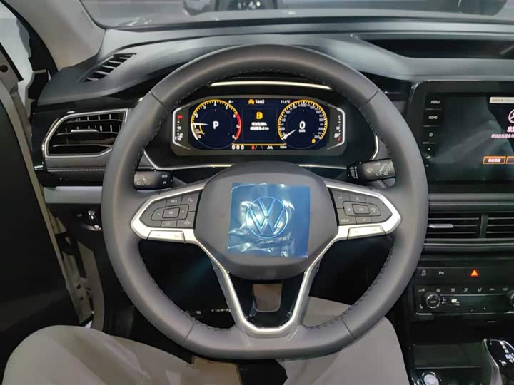 Volkswagen Tharu 2026 2026款 新锐 300TSI 锐享版