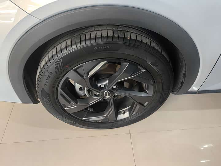 GAC Trumpchi GS3 2023 2023款 影速 270T 劲智版