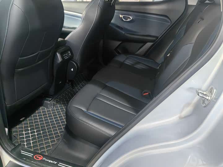 GAC Trumpchi GS3 2023 2023款 影速 270T 劲智版