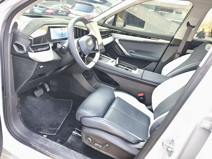 Geely Atlas L 2024 2024款 1.5TD DCT龙腾版