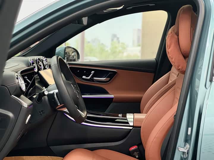 Mercedes-Benz GLC-Class 2025 2025款 GLC 300 L 4MATIC 豪华型 5座