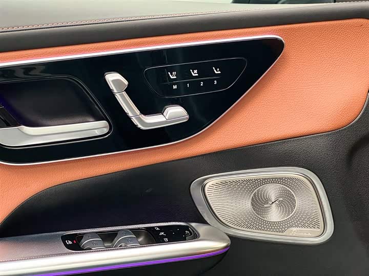 Mercedes-Benz GLC-Class 2025 2025款 GLC 300 L 4MATIC 豪华型 5座