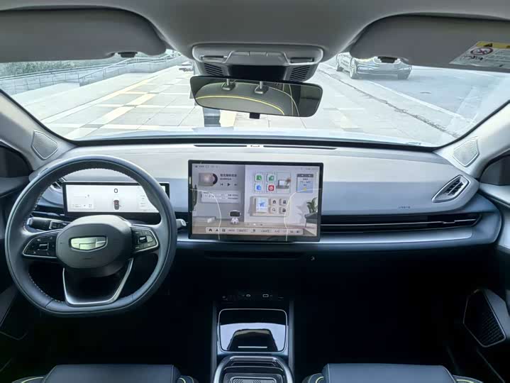 Geely Geometry G6 2024 2024款 500KM 尊贵型