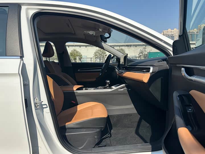 Geely Emgrand 2025 2025款 第4代 1.5L CVT星耀版