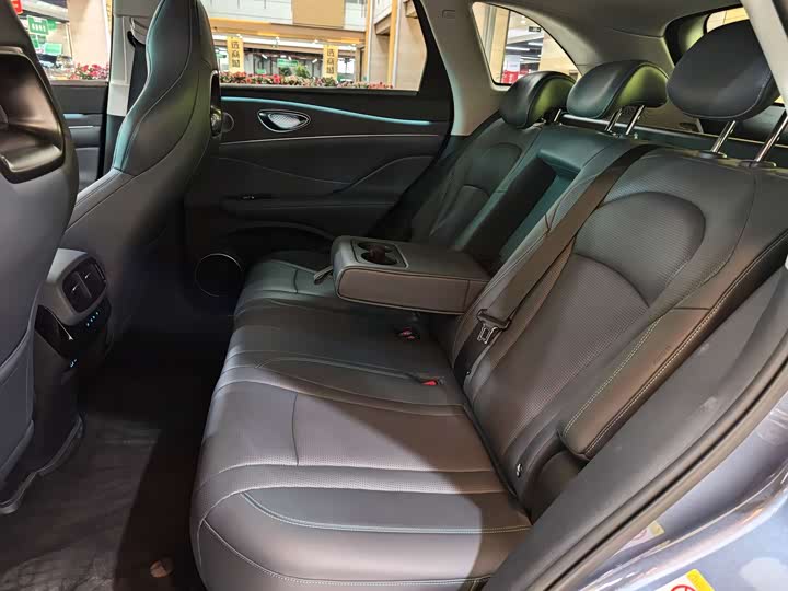 BYD Sea Lion 07 DM-i Hybrid 2025 2025款 150 领航+版