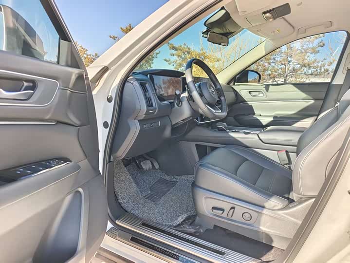 Nissan Pathfinder 2024 2024款 380VC-TURBO 两驱智悦版 6座