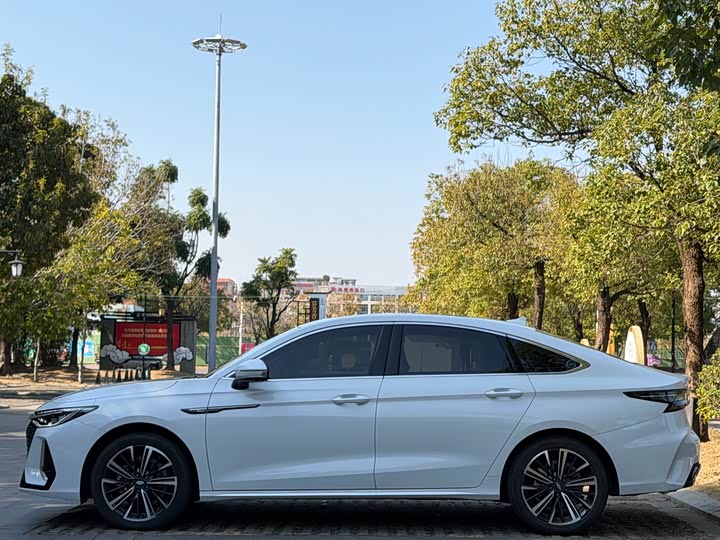 Chery Arrizo 8 2025 2025款 1.6T DCT睿