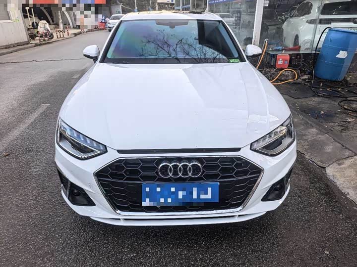 Audi A4L 2025 2025款 200万辆悦享版 40 TFSI 时尚动感型