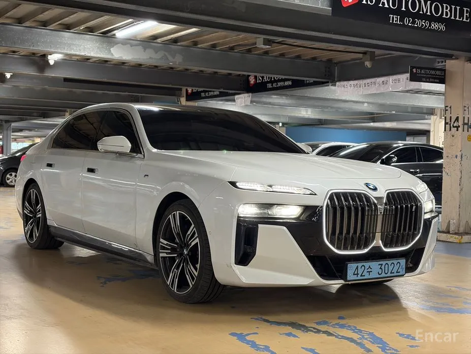 BMW i7 2022 xDrive 60 M sport