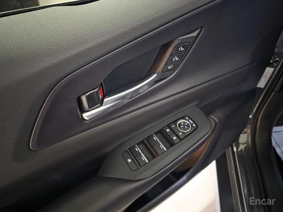 Toyota Prius 2023 2.0 PHEV XSE