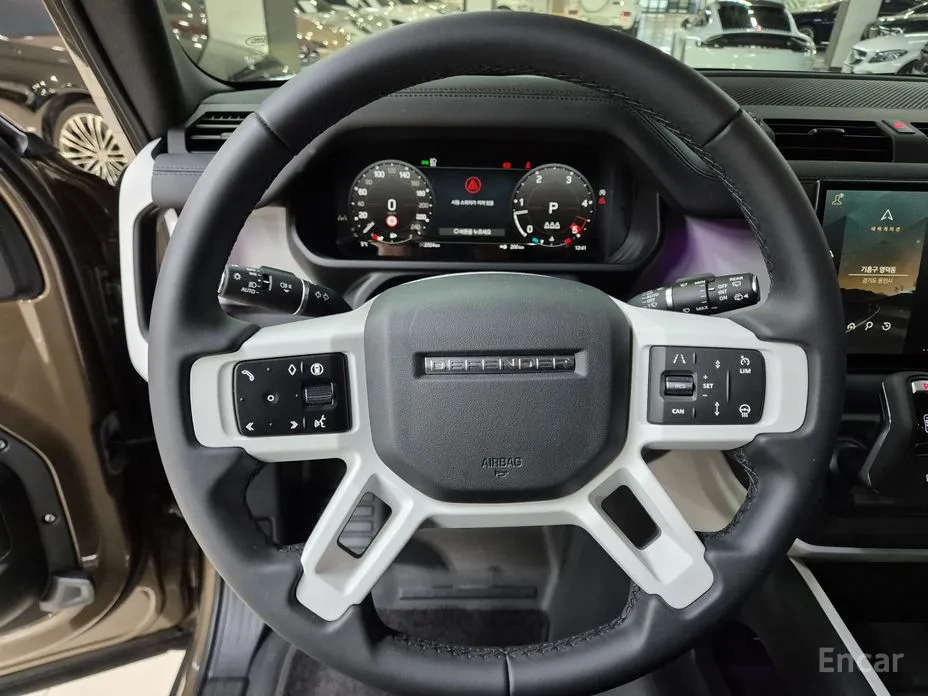 Land Rover Defender 2020 110 D250 X-Dynamic SE