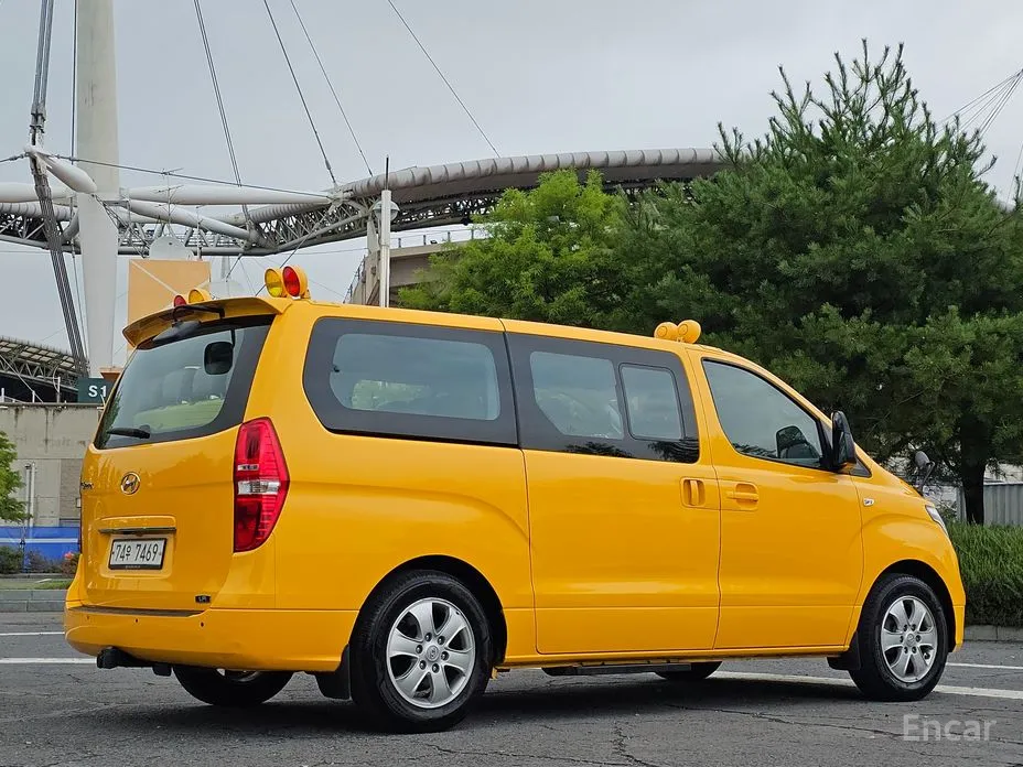 Hyundai Starex 2017 School Bus LPi