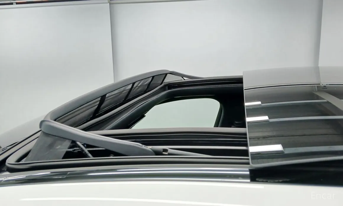 Mercedes-Benz E-Class 2024 E350e 4MATIC