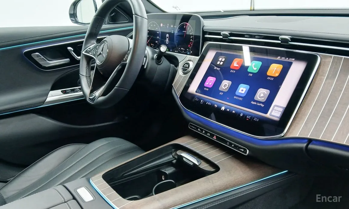 Mercedes-Benz E-Class 2024 E350e 4MATIC