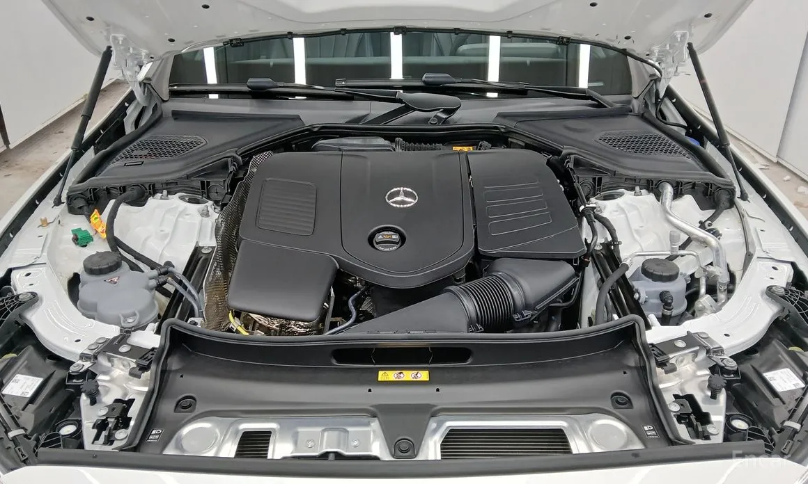 Mercedes-Benz E-Class 2024 E350e 4MATIC