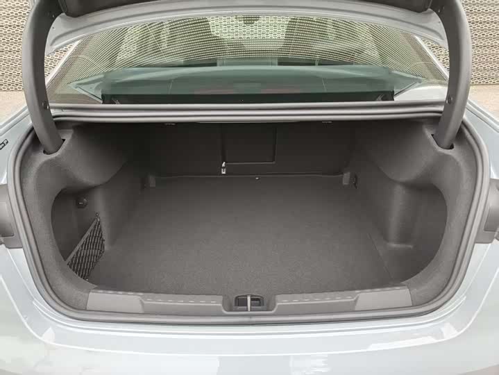 Audi A3 2025 2025款 A3L Limousine 35TFSI 飞驰尊享型