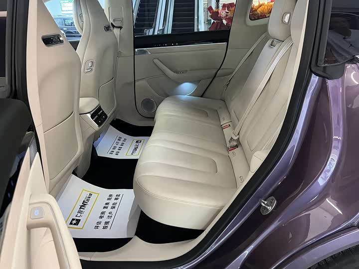 Luxeed R7 2025 2025款 增程 251km Max