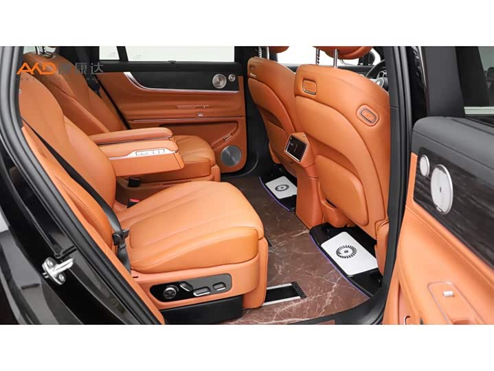 Aito M9 2025 2025款 增程 Ultra版 52kWh 6座版