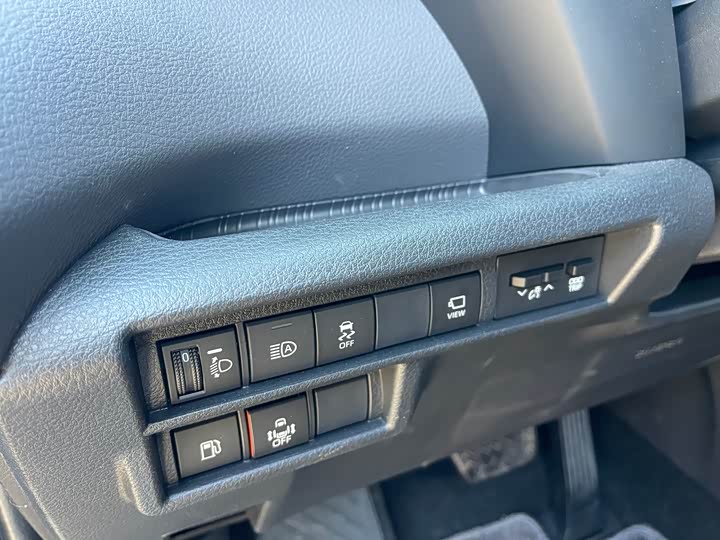 Toyota Sienna 2026 2026款 2.5L 双擎两驱尊贵版