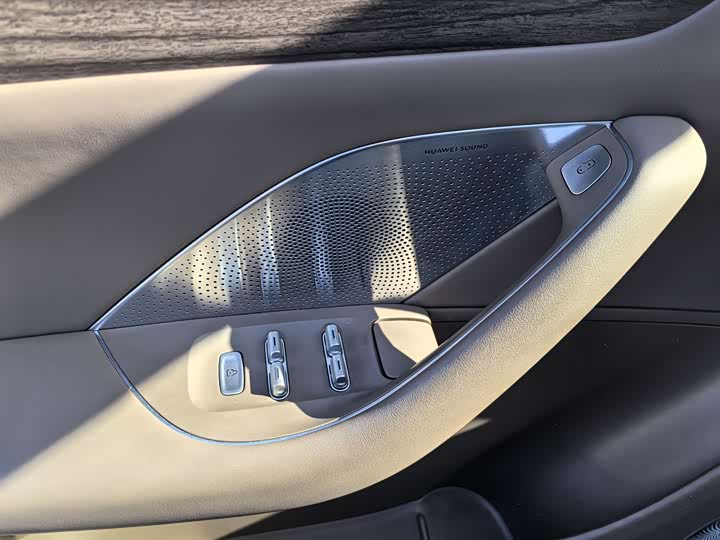 Luxeed R7 2025 2025款 增程 251km Max