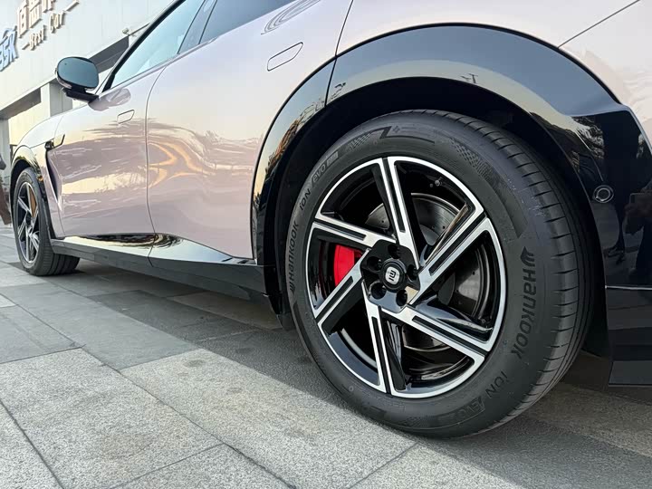 Xiaomi YU7 2025 2025款 超长续航高性能四驱Max版