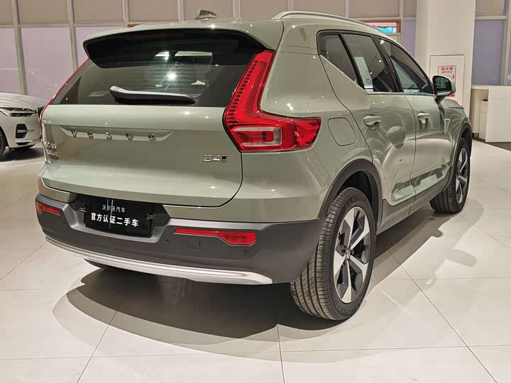 Volvo XC40 2025 2025款 B4 四驱智远豪华版