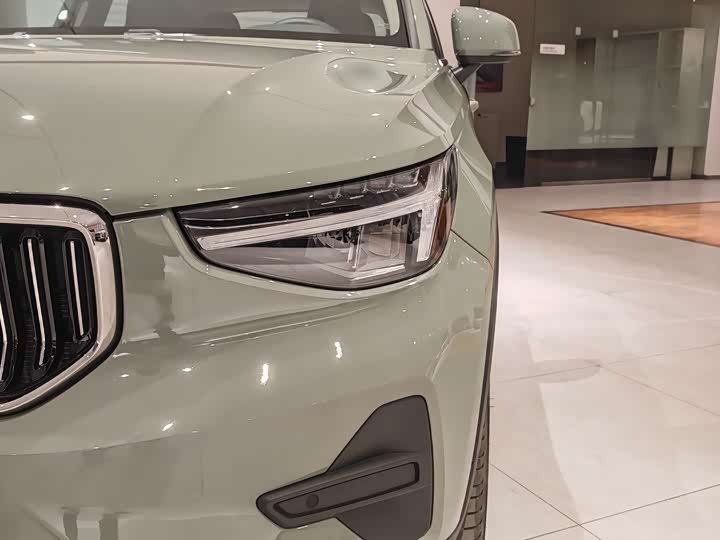 Volvo XC40 2025 2025款 B4 四驱智远豪华版