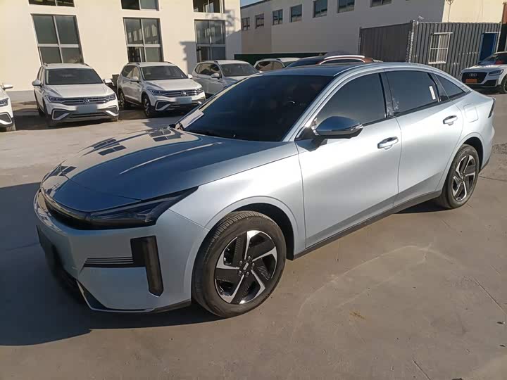 Geely Galaxy L6 2025 2025款 EM-i 140km 星舰版