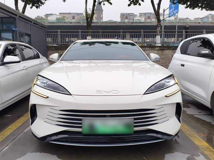 BYD Seal 07 DM-i Hybrid 2025 2025款 DM-i 1.5L 125km 豪华型