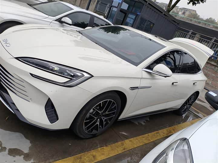 BYD Seal 07 DM-i Hybrid 2025 2025款 DM-i 1.5L 125km 豪华型