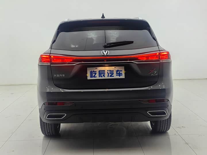 Changan X7 Plus 2024 2024款 1.5T 自动尊耀型 7座