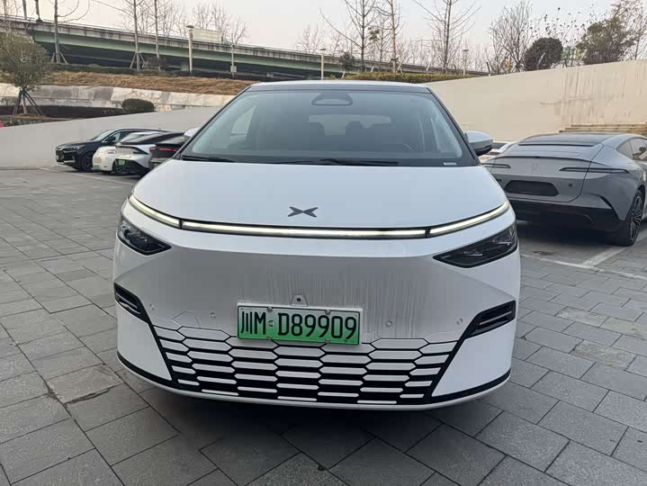 XPeng X9 2025 2025款 纯电 740超长续航 Max