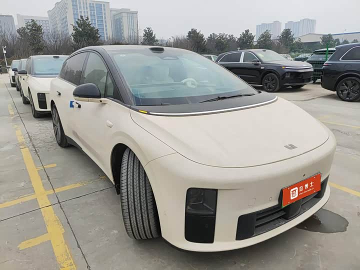 LiXiang i6 2025 2025款 四驱标准版