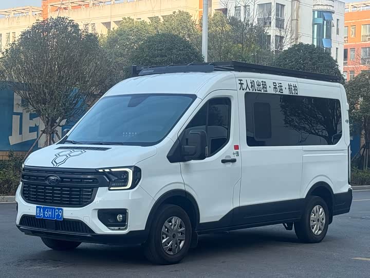 Ford Transit T8 2024 2024款 T8 2.3T柴油手动中轴中顶6座多功能版2/2/2