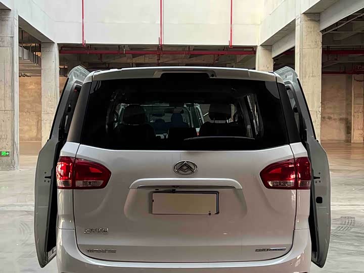 Maxus G10 2021 2021款 2.0T 手动精英版 柴油 7座