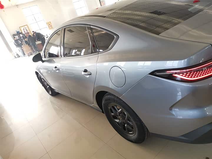 BYD Seal 05 DM-i Hybrid 2025 2025款 DM-i 智驾版 55KM豪华型