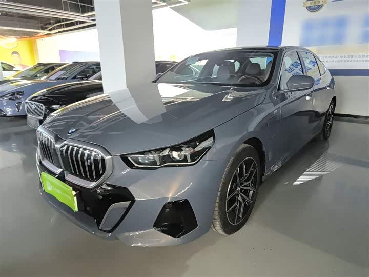 BMW i5 2024 2024款 eDrive 35L 尊享型 M运动套装