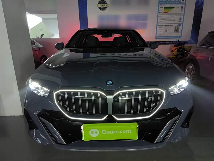 BMW i5 2024 2024款 eDrive 35L 尊享型 M运动套装