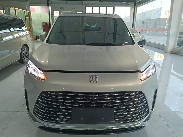 Buick GL8 Hybrid 2025 2025款 陆尚 尊享版 7座