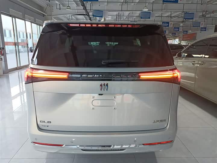 Buick GL8 Hybrid 2025 2025款 陆尚 尊享版 7座