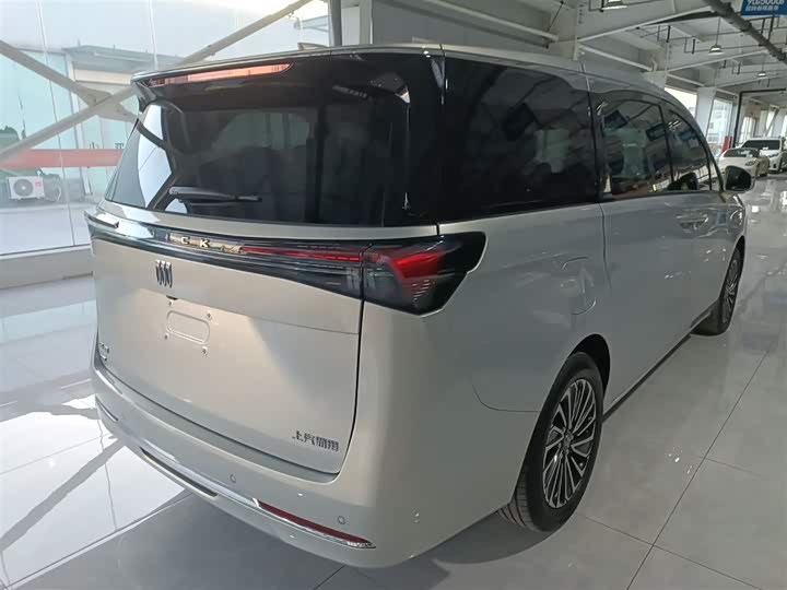 Buick GL8 Hybrid 2025 2025款 陆尚 尊享版 7座