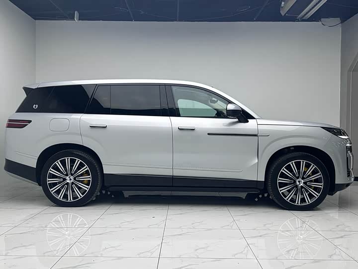 Denza N9 2025 2025款 旗舰型