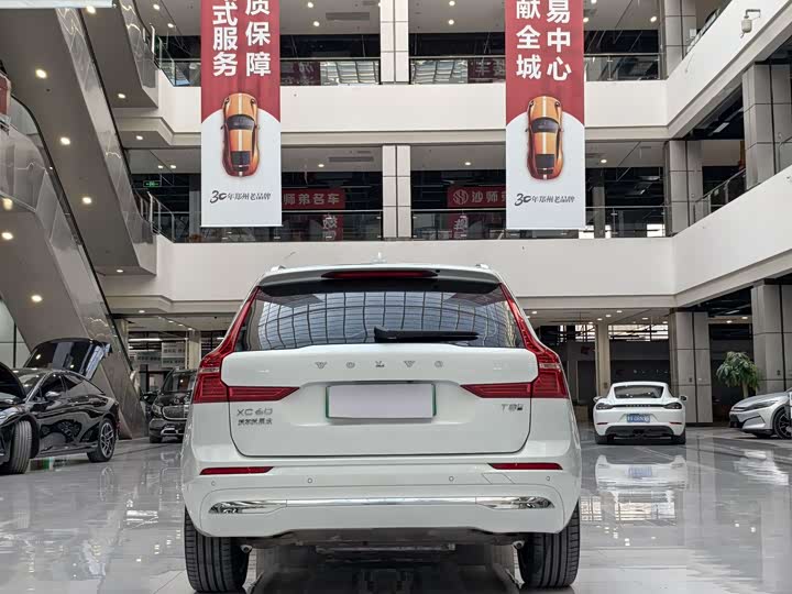 Volvo XC60 Hybrid 2025 2025款 插电式混动 长续航四驱智远运动版