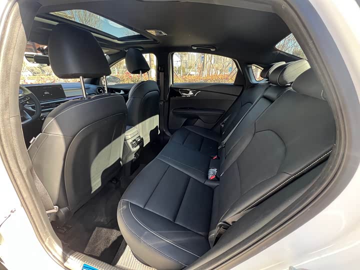 Kia K3 2023 2023款 1.4T DCT尊贵奢享版