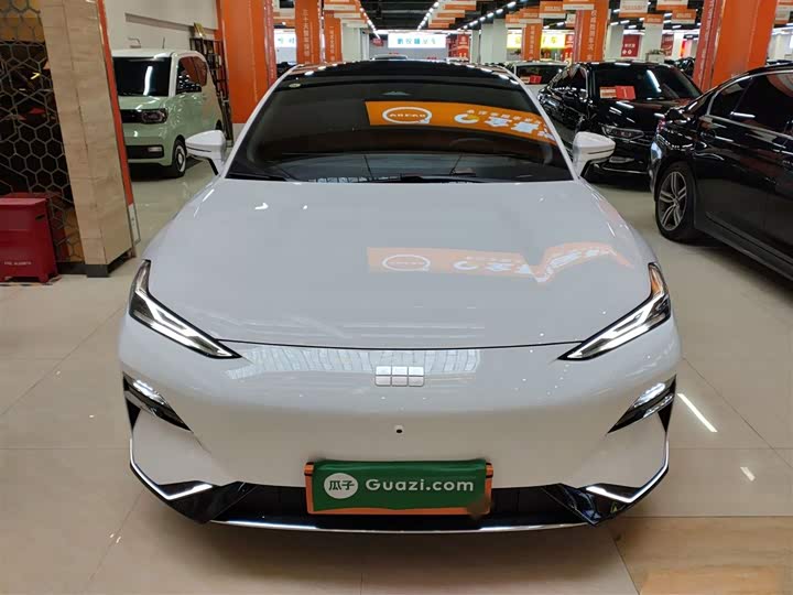 Geely Galaxy E8 2024 2024款 550km 后驱MAX