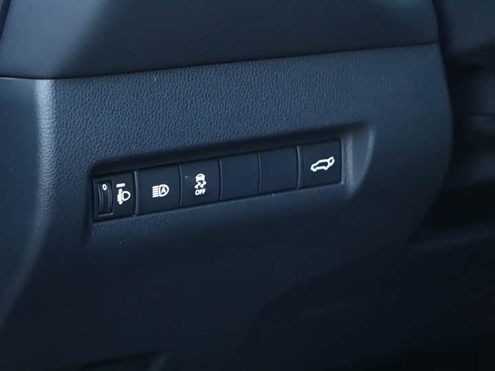 Toyota Venza 2023 2023款 2.5L智能电混双擎 两驱尊贵版