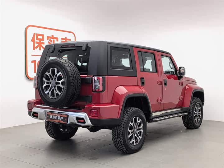 BAIC Beijing BJ40 2024 2024款 2.0T 城市猎人荣耀版